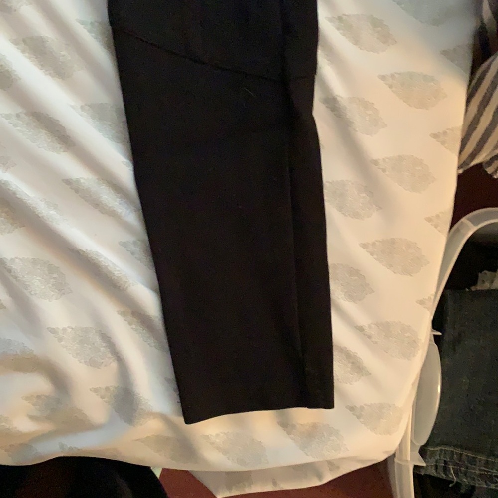 Black pants - Picture 2 of 4